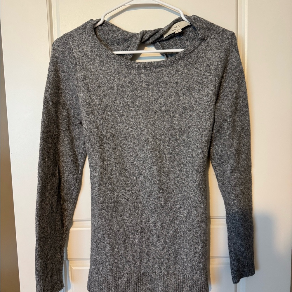 Ann Taylor Loft Gray Knit Sweater